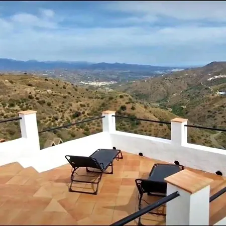 Beautiful Rustic House * Comares