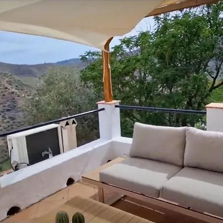 Beautiful Rustic House * Comares